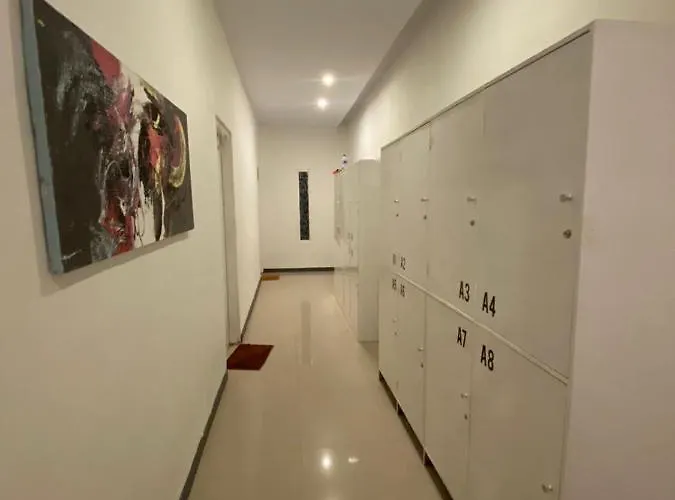 Hostal The Packerbox Batununggul